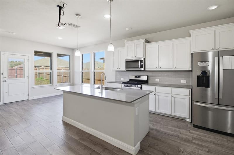2513 Foules Drive, Glenn Heights TX 75154 - Photo 4