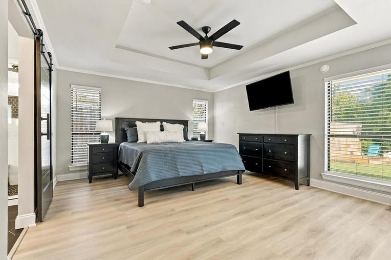 10011 Woodlake Drive, Dallas TX 75243 - Photo 17