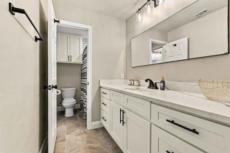 10011 Woodlake Drive, Dallas TX 75243 - Photo 26