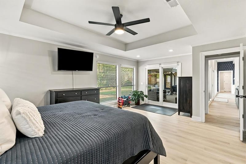 10011 Woodlake Drive, Dallas TX 75243 - Photo 18