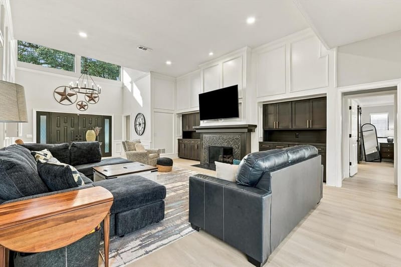 10011 Woodlake Drive, Dallas TX 75243 - Photo 8