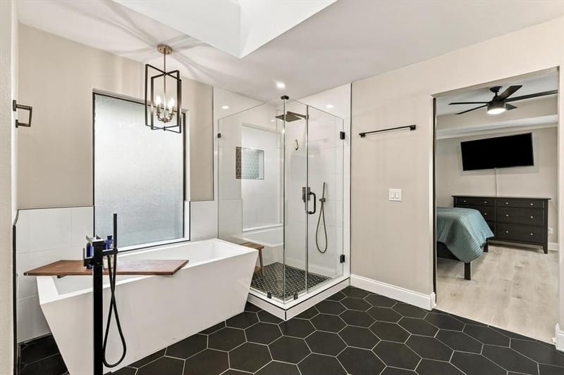 10011 Woodlake Drive, Dallas TX 75243 - Photo 21