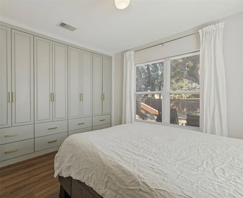 2002 Seevers Avenue, Dallas TX 75216 - Photo 9
