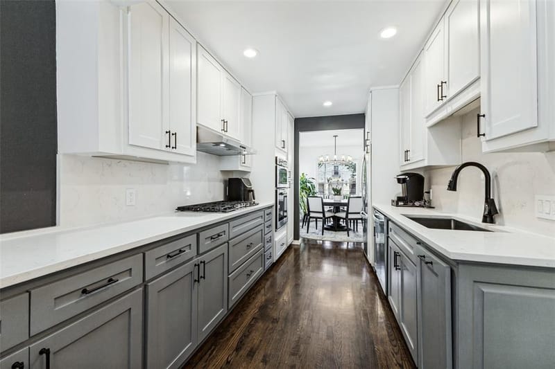 8723 Glencrest Lane, Dallas TX 75209 - Photo 10