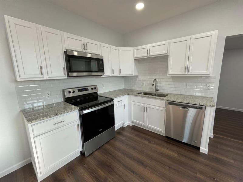 2900 Avenue J, Fort Worth TX 76105 - Photo 2