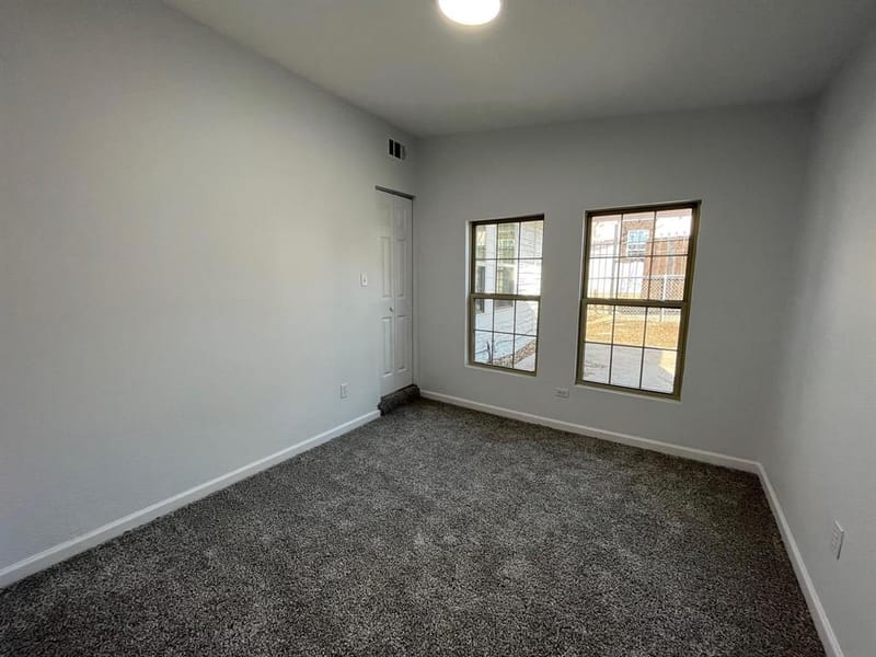 2900 Avenue J, Fort Worth TX 76105 - Photo 7