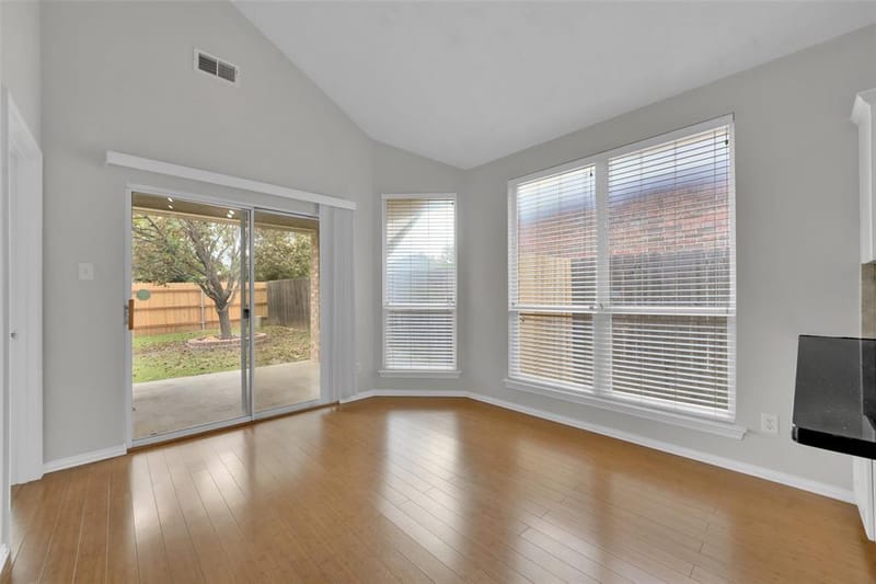 2716 Silver Hill Drive, Fort Worth TX 76131 - Photo 12