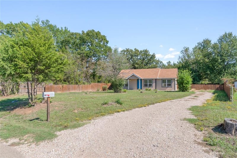 1208 N Spring Street, Grand Saline TX 75140 - Photo 3