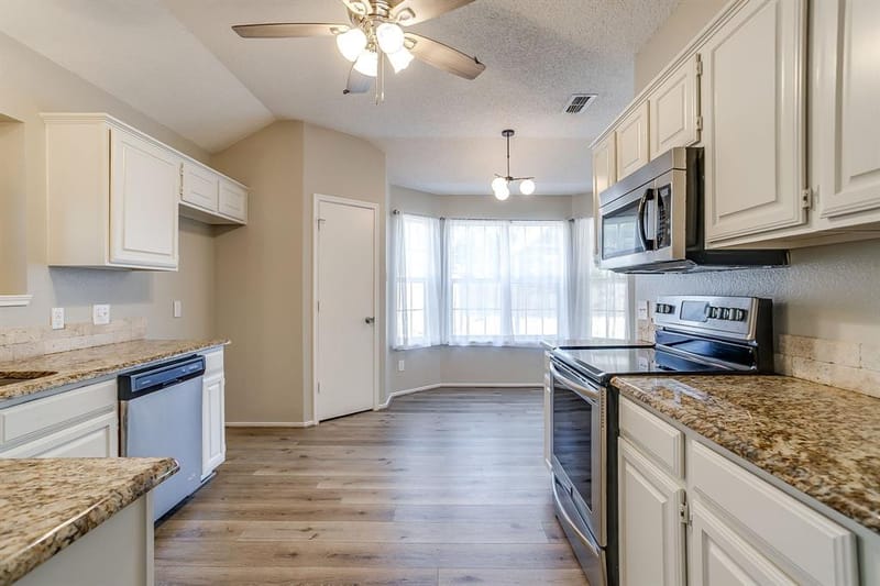 5024 Prairie Creek Trail, Fort Worth TX 76179 - Photo 10