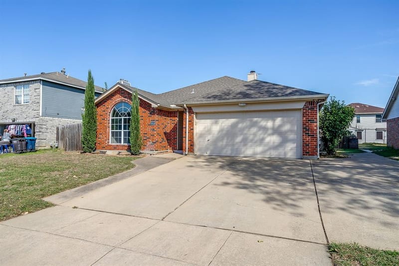 5024 Prairie Creek Trail, Fort Worth TX 76179 - Photo 4