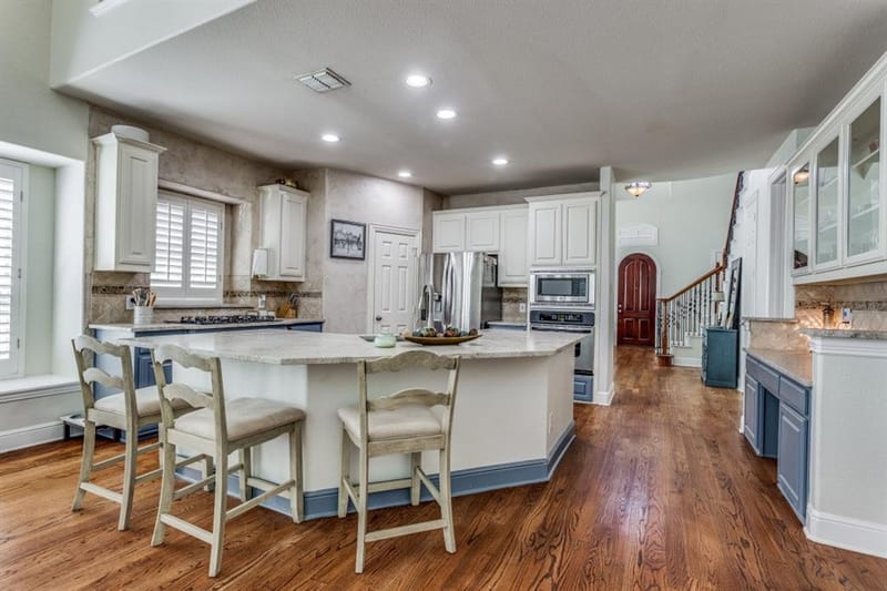 6909 Medallion Drive, Plano TX 75024 - Photo 7