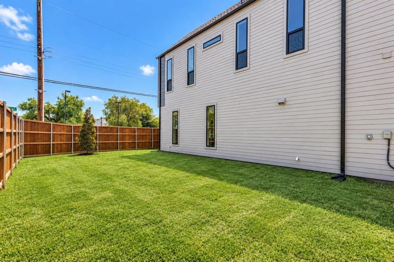 903 Bayonne Street, Dallas TX 75212 - Photo 27