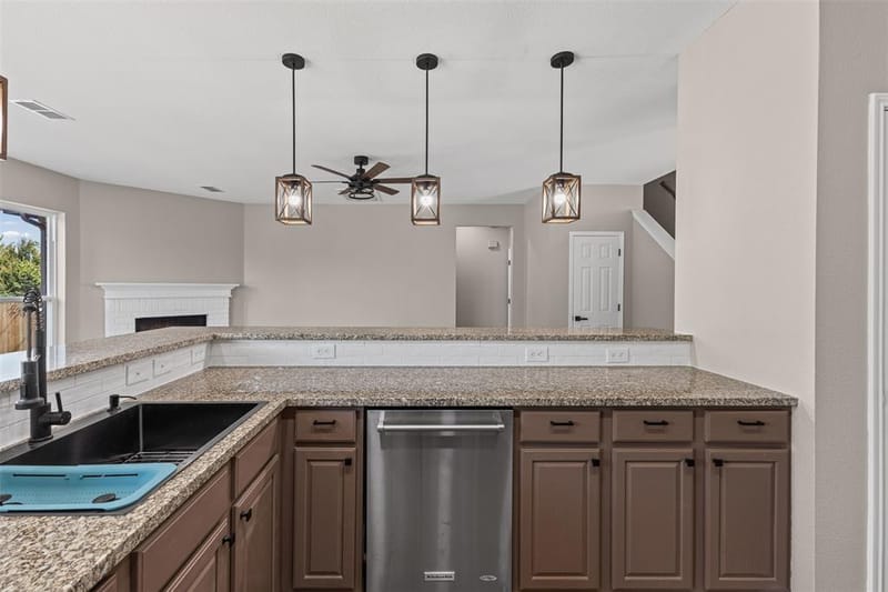 1823 Barbados Drive, Mansfield TX 76063 - Photo 17