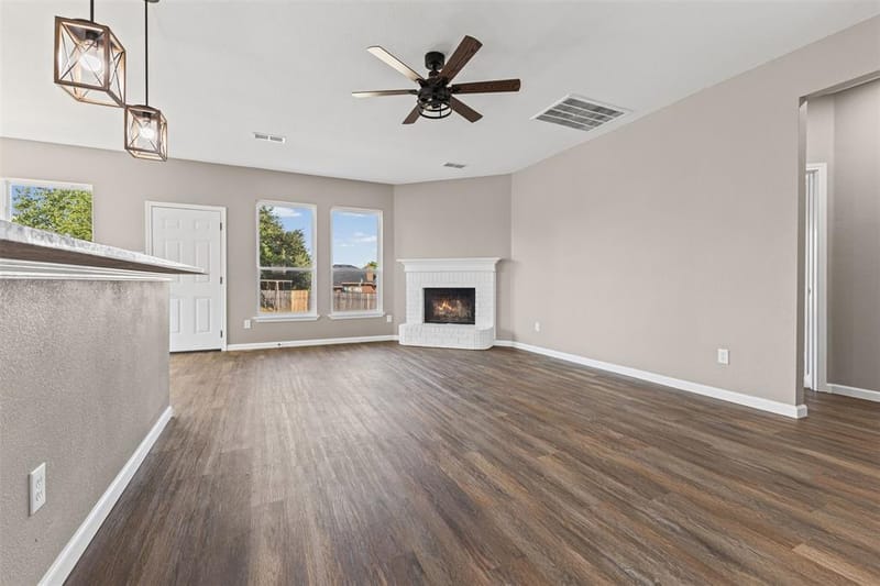 1823 Barbados Drive, Mansfield TX 76063 - Photo 11