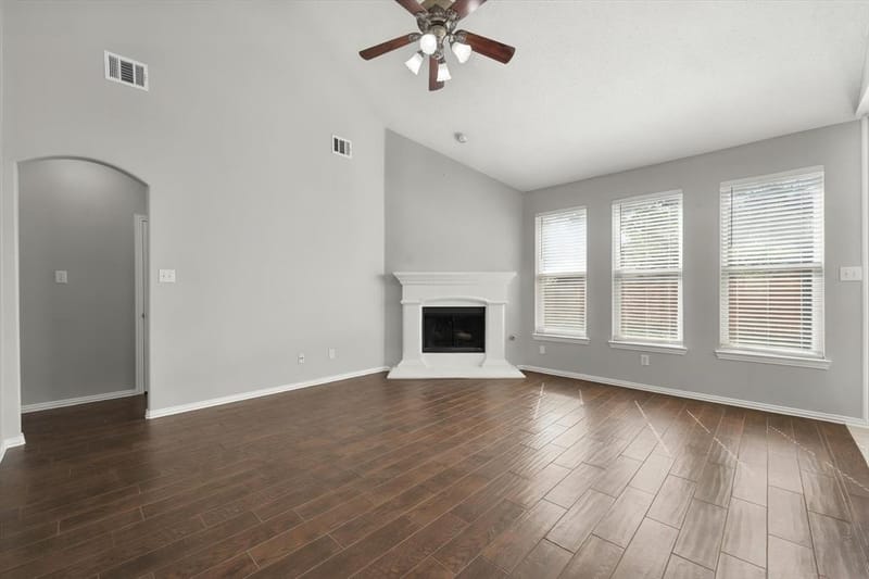 1102 Tanglewood Drive, Mansfield TX 76063 - Photo 7