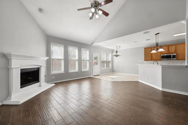 1102 Tanglewood Drive, Mansfield TX 76063 - Photo 5