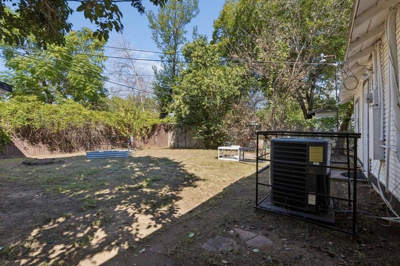 1217 Verbena Street, Fort Worth TX 76104 - Photo 24