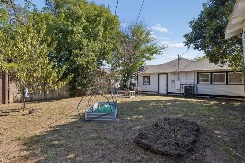 1217 Verbena Street, Fort Worth TX 76104 - Photo 25