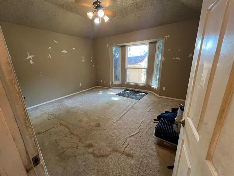6118 Farmingdale Drive, Arlington TX 76001 - Photo 15