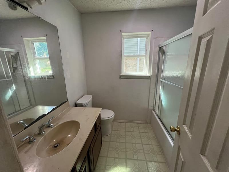 6118 Farmingdale Drive, Arlington TX 76001 - Photo 25