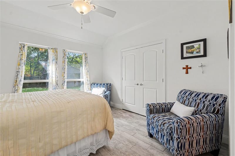 116 E 8th Street, Irving TX 75060 - Photo 27