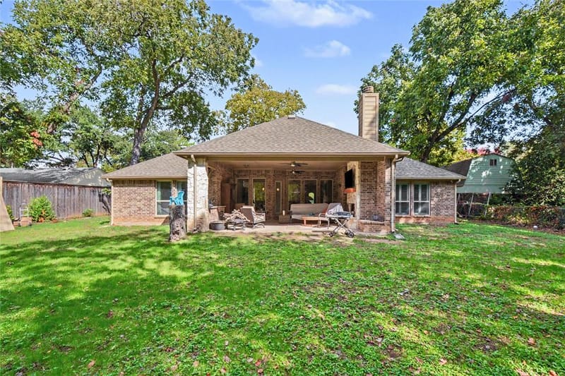 116 E 8th Street, Irving TX 75060 - Photo 32