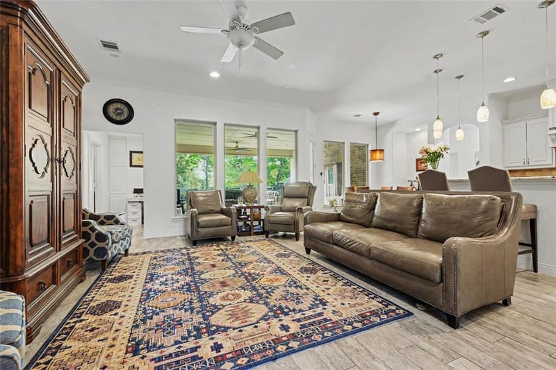 116 E 8th Street, Irving TX 75060 - Photo 11