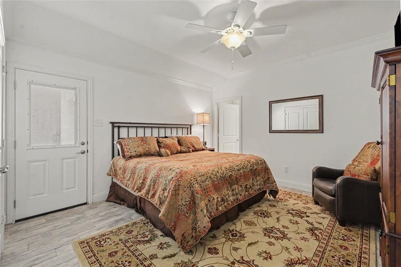 116 E 8th Street, Irving TX 75060 - Photo 21