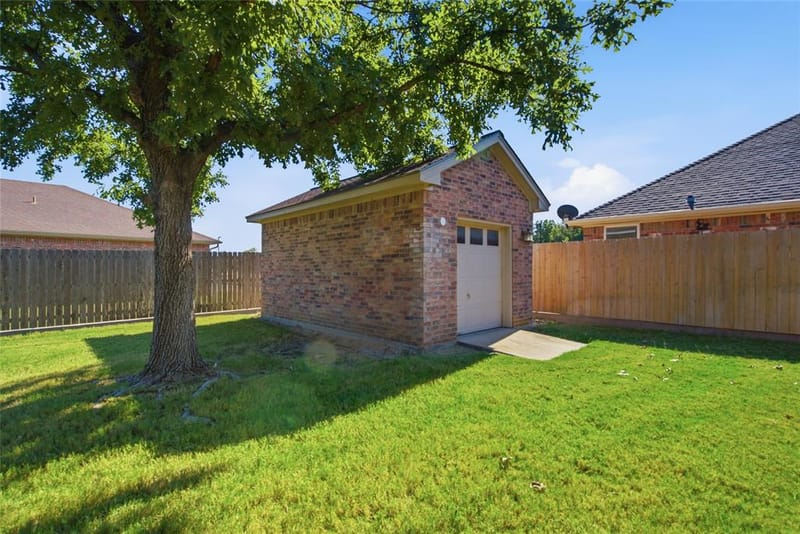 800 Cottonwood Court, Stephenville TX 76401 - Photo 39