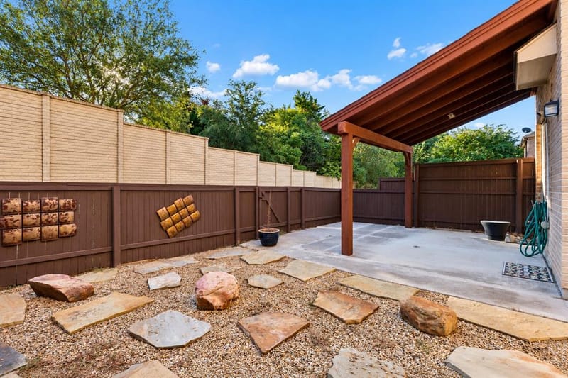 6112 Black Swan Circle, Garland TX 75044 - Photo 32