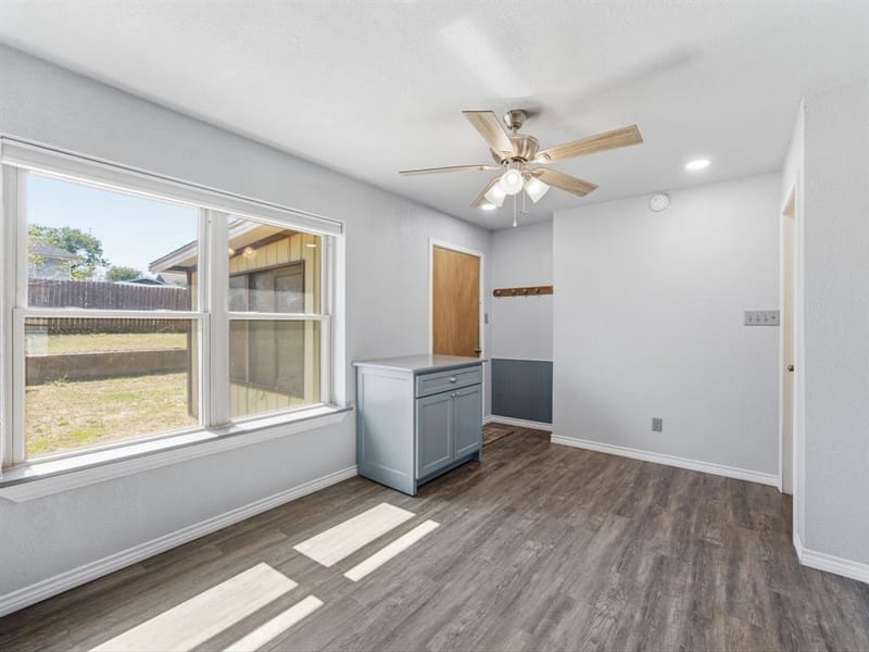 101 W Park Street, Decatur TX 76234 - Photo 12