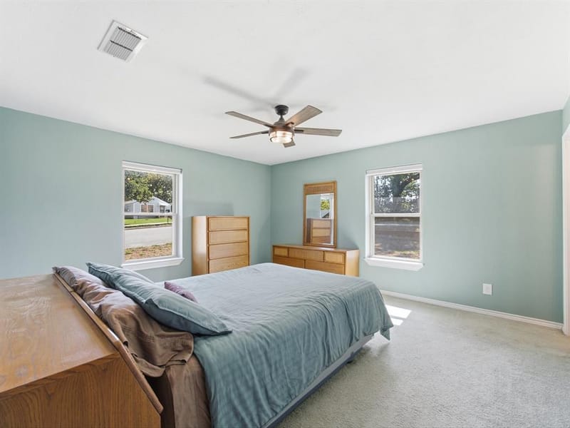 101 W Park Street, Decatur TX 76234 - Photo 14