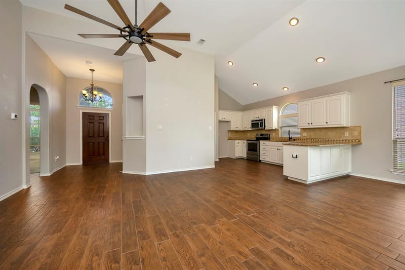 545 Wild Ivy Trail, Fort Worth TX 76052 - Photo 7