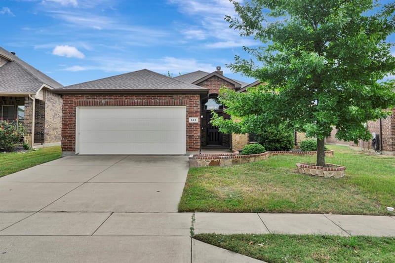 545 Wild Ivy Trail, Fort Worth TX 76052
