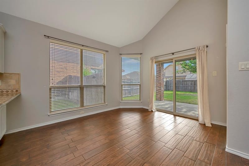 545 Wild Ivy Trail, Fort Worth TX 76052 - Photo 8