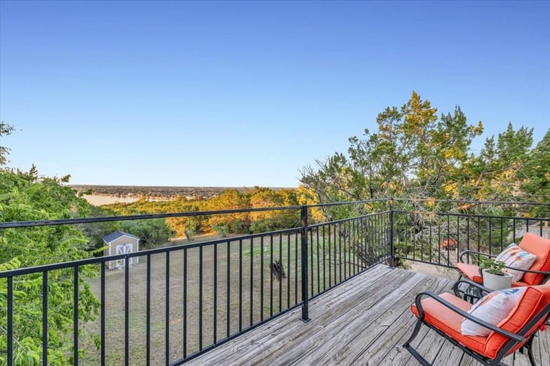 1106 Scenic Drive, Granbury TX 76048 - Photo 5