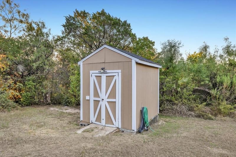 1106 Scenic Drive, Granbury TX 76048 - Photo 25