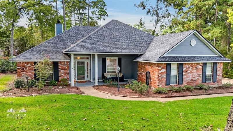 210 Bay Hills Drive, Benton LA 71006