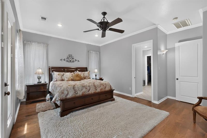 111 Clear Creek Drive, Sunset TX 76270 - Photo 13