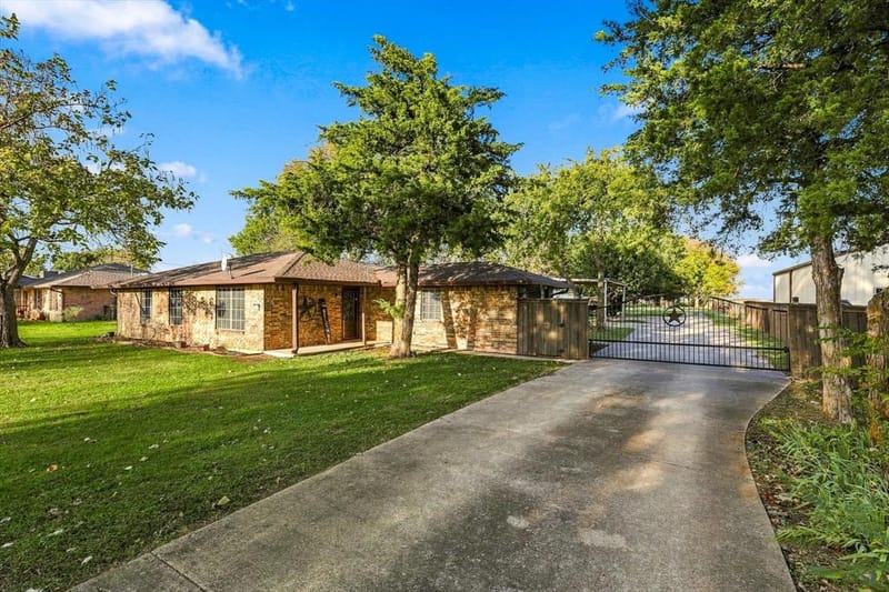 401 Fm 55, Waxahachie TX 75165