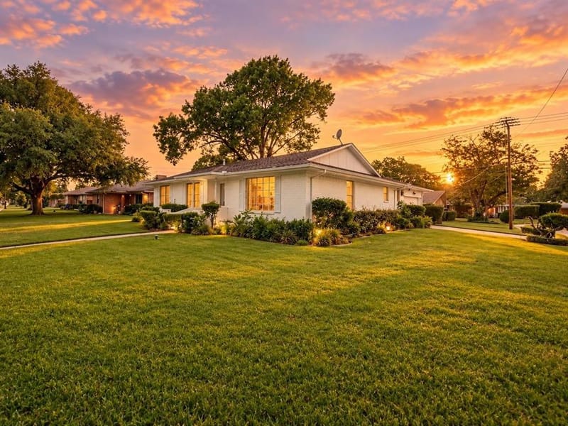 5319 Urban Crest Road, Dallas TX 75227