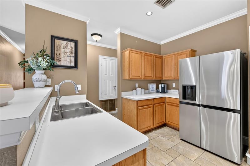 2600 Winterberry Lane, Little Elm TX 75068 - Photo 12