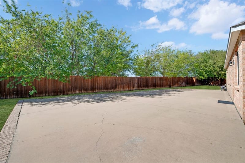 2600 Winterberry Lane, Little Elm TX 75068 - Photo 32