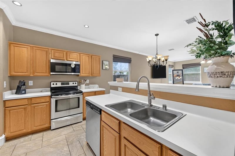2600 Winterberry Lane, Little Elm TX 75068 - Photo 11
