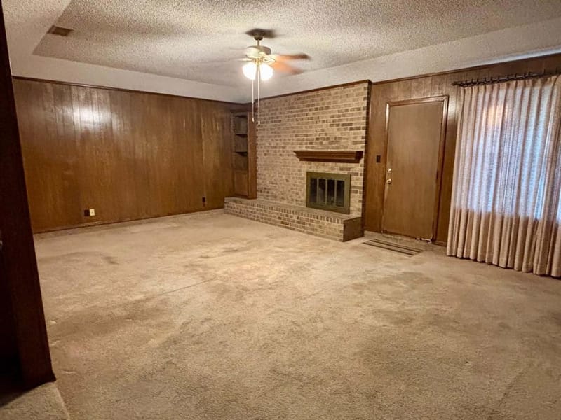 2112 River Bend Road, Arlington TX 76014 - Photo 7