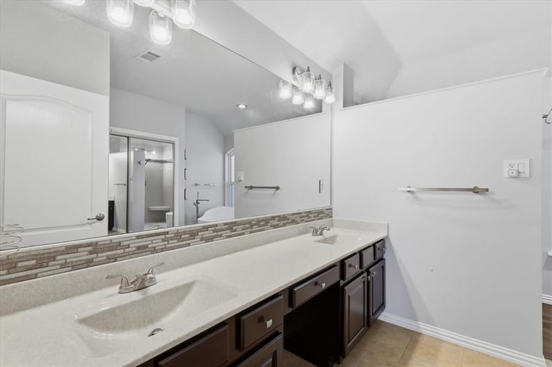 8905 High Meadows Drive, Plano TX 75025 - Photo 22