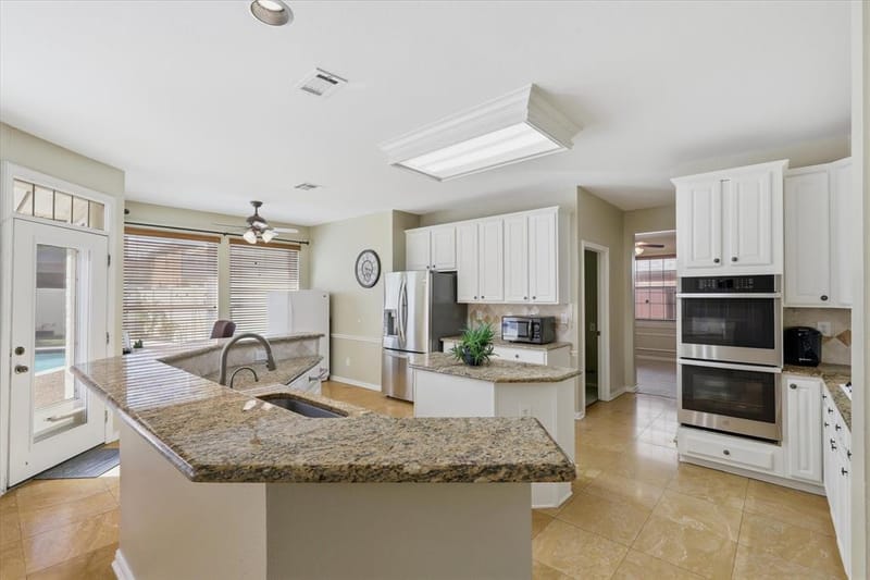 8905 High Meadows Drive, Plano TX 75025 - Photo 10