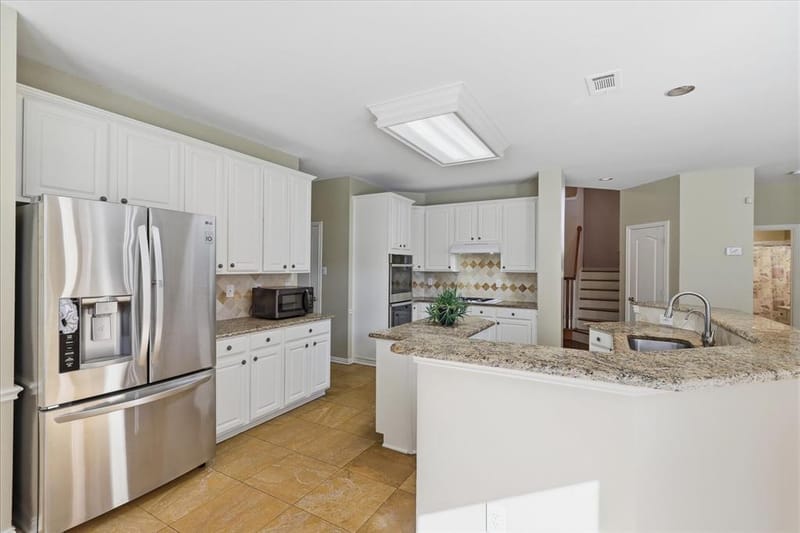 8905 High Meadows Drive, Plano TX 75025 - Photo 14