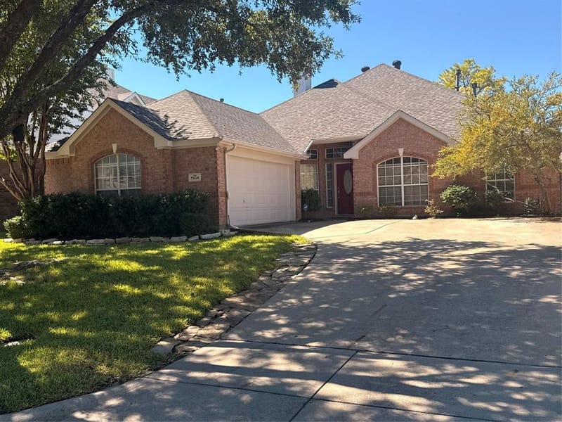 7804 Brook Meadow Lane, Fort Worth TX 76133