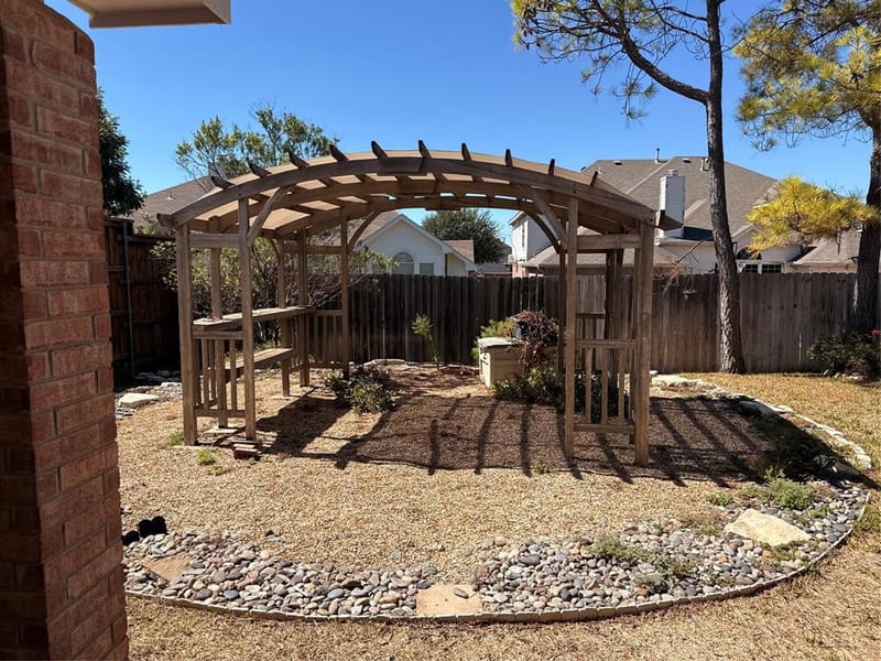 7804 Brook Meadow Lane, Fort Worth TX 76133 - Photo 18